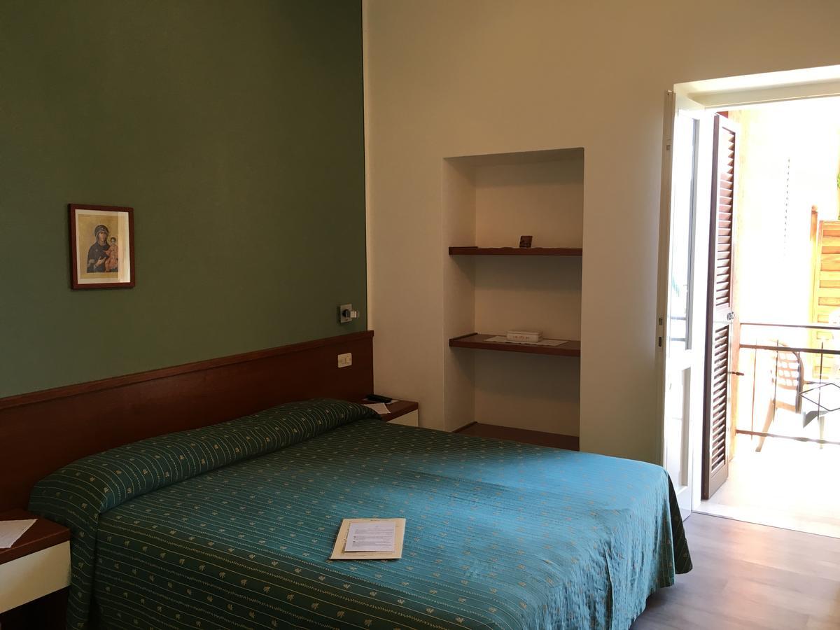 Belvedere Hotel & Villa Toscolano Maderno Exterior foto